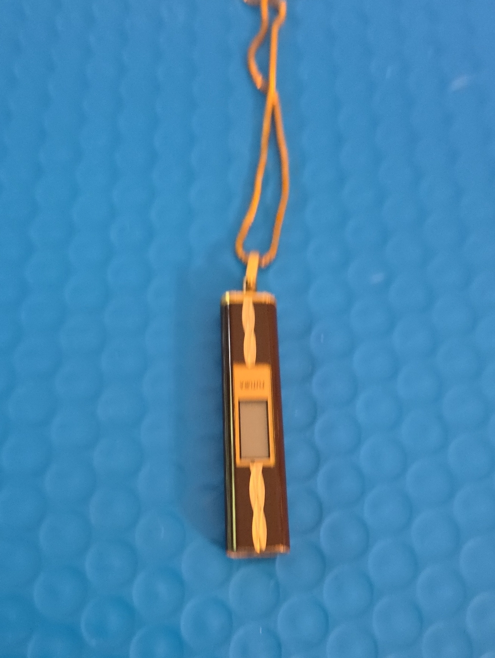 VTG Universe LCD pendant necklace watch on 30” gold color square chain runs